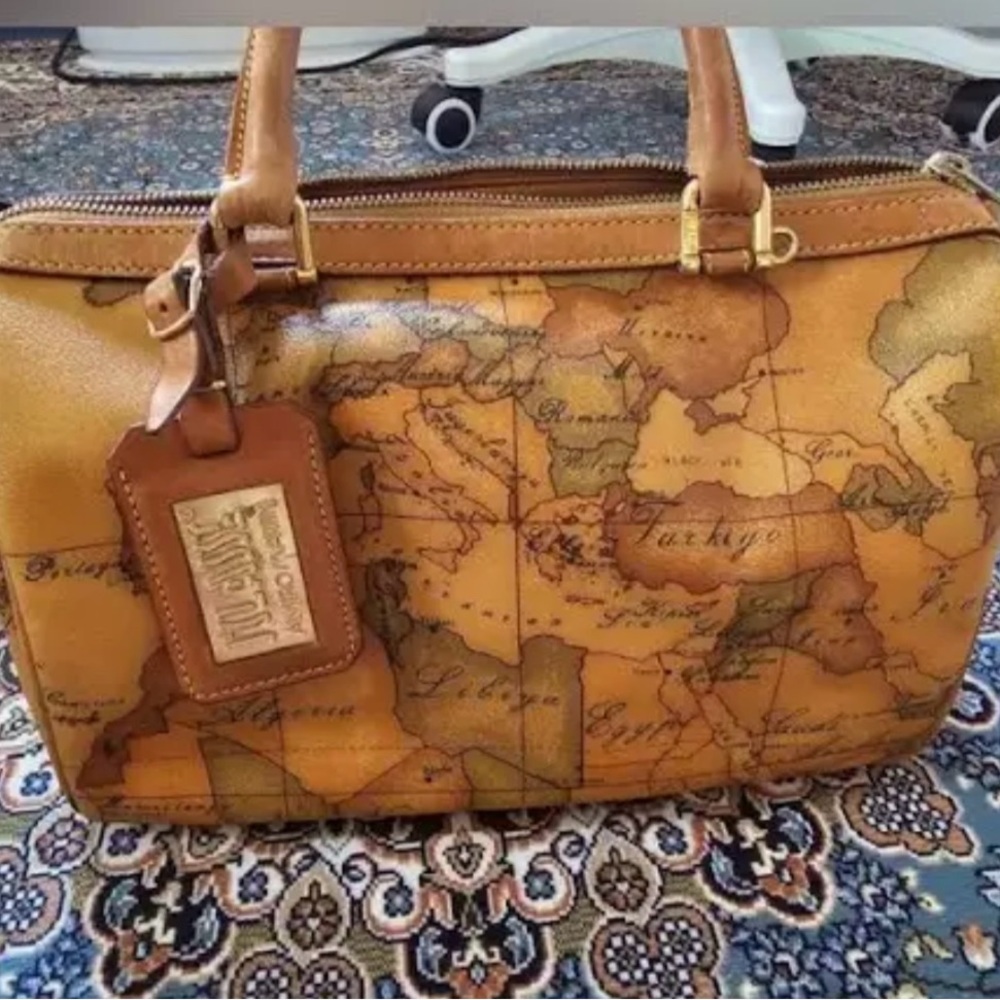 Alviero Martini Tan Map Design Handbag w/luggage tag